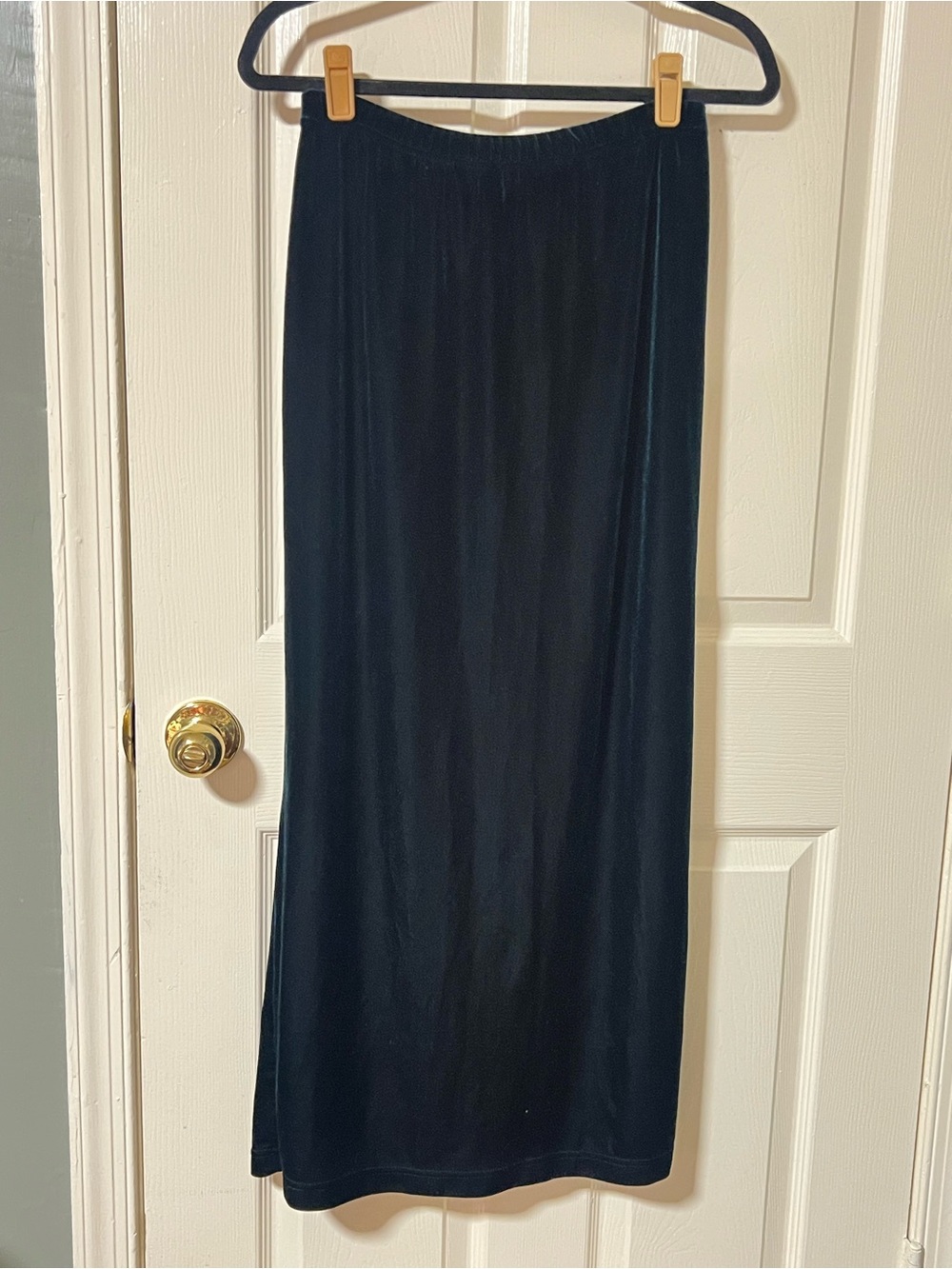 August Silk SZ M Dark Green Velvet Maxi Skirt 90s Whimsigoth Fairy Grunge Gothic
